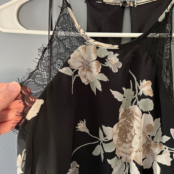 Sienna Sky maxi dress - Picture 3 of 7